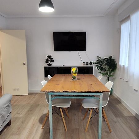 Apartamento Entero Con Desayuno Incluido Y Parking Gratuito, A 3 Km De Playa Con Aire Acondicionado Мускис Екстериор снимка